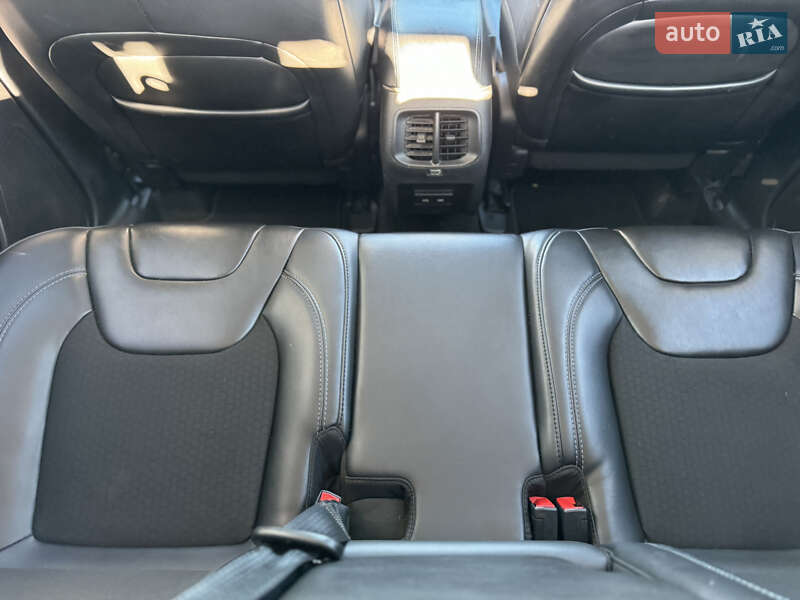 Внедорожник / Кроссовер Jeep Cherokee 2019 в Киеве фото 31 Внедорожник / Кроссовер Jeep Cherokee 2019 в Киеве