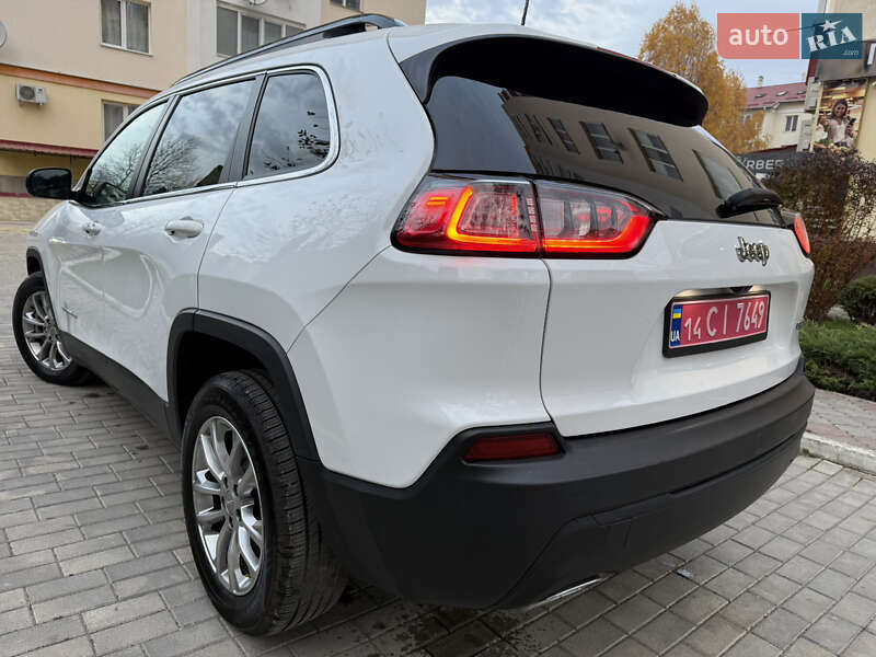 Внедорожник / Кроссовер Jeep Cherokee 2023 в Каменец-Подольском