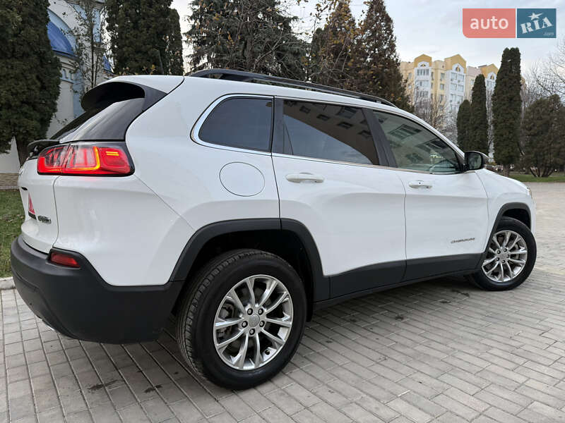 Внедорожник / Кроссовер Jeep Cherokee 2023 в Каменец-Подольском