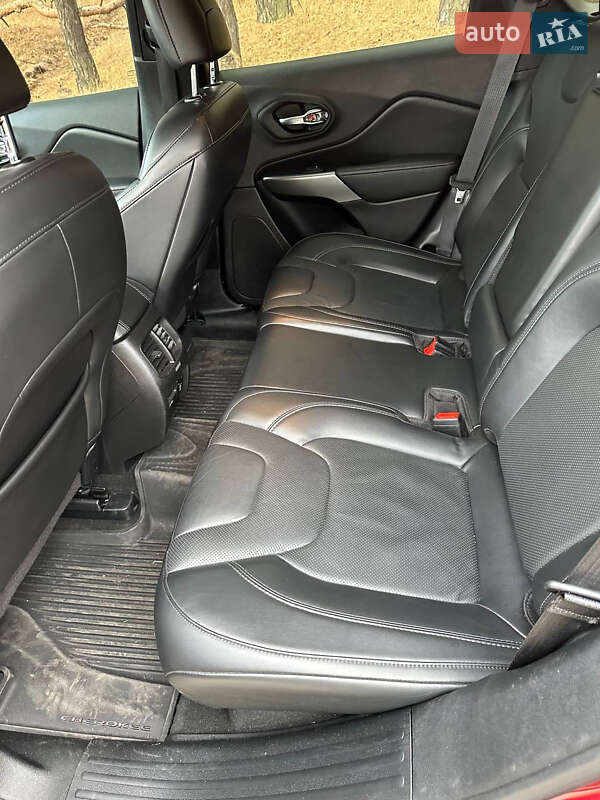 Внедорожник / Кроссовер Jeep Cherokee 2019 в Полтаве фото 17 Внедорожник / Кроссовер Jeep Cherokee 2019 в Полтаве