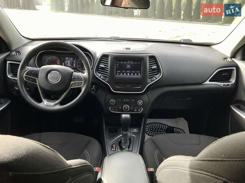 Внедорожник / Кроссовер Jeep Cherokee 2018 в Харькове