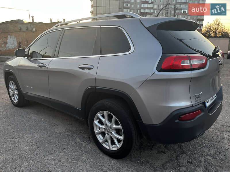 Внедорожник / Кроссовер Jeep Cherokee 2016 в Белой Церкви фото 6 Внедорожник / Кроссовер Jeep Cherokee 2016 в Белой Церкви