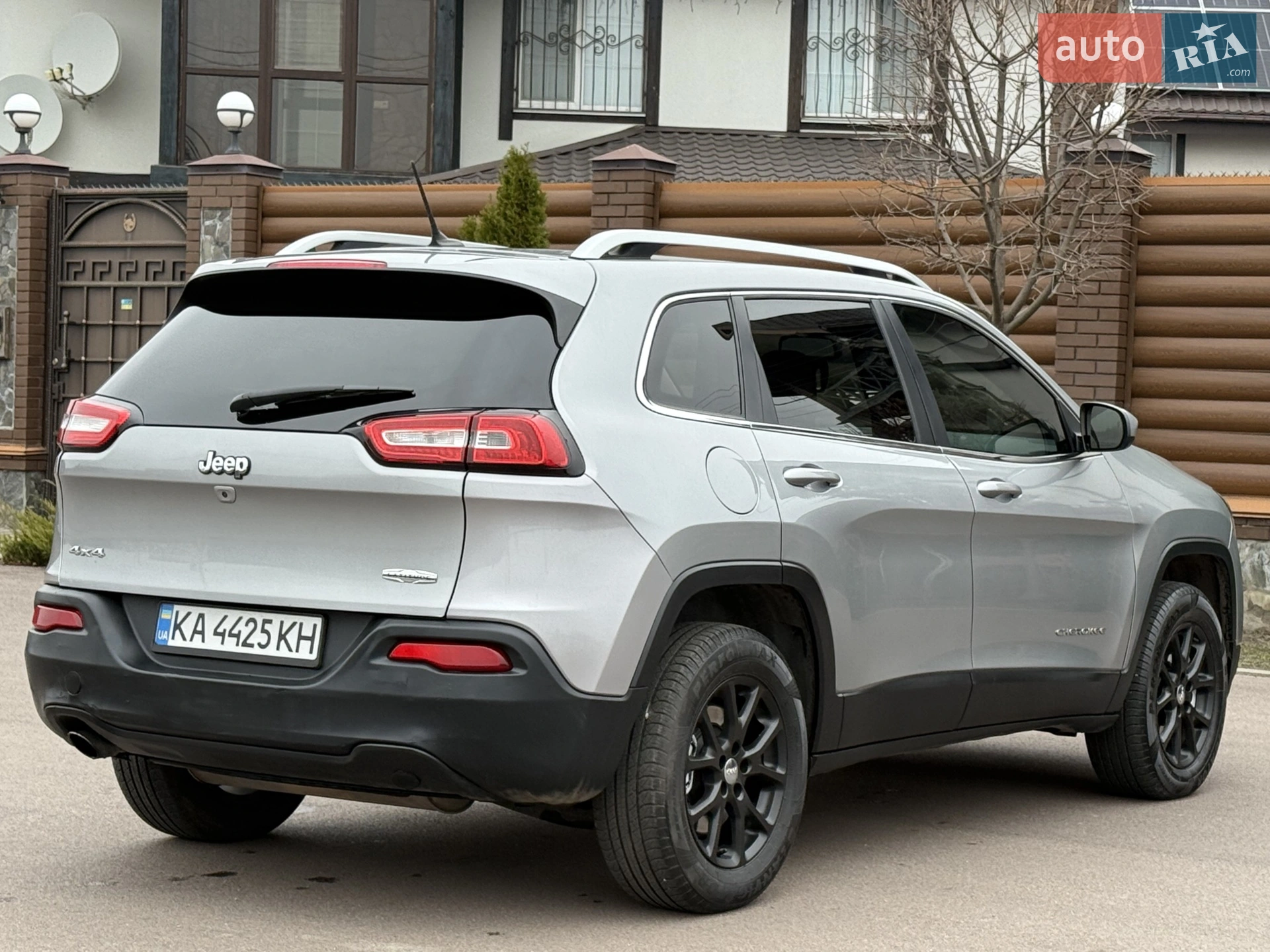 2016 Jeep Cherokee - мініатюра 32