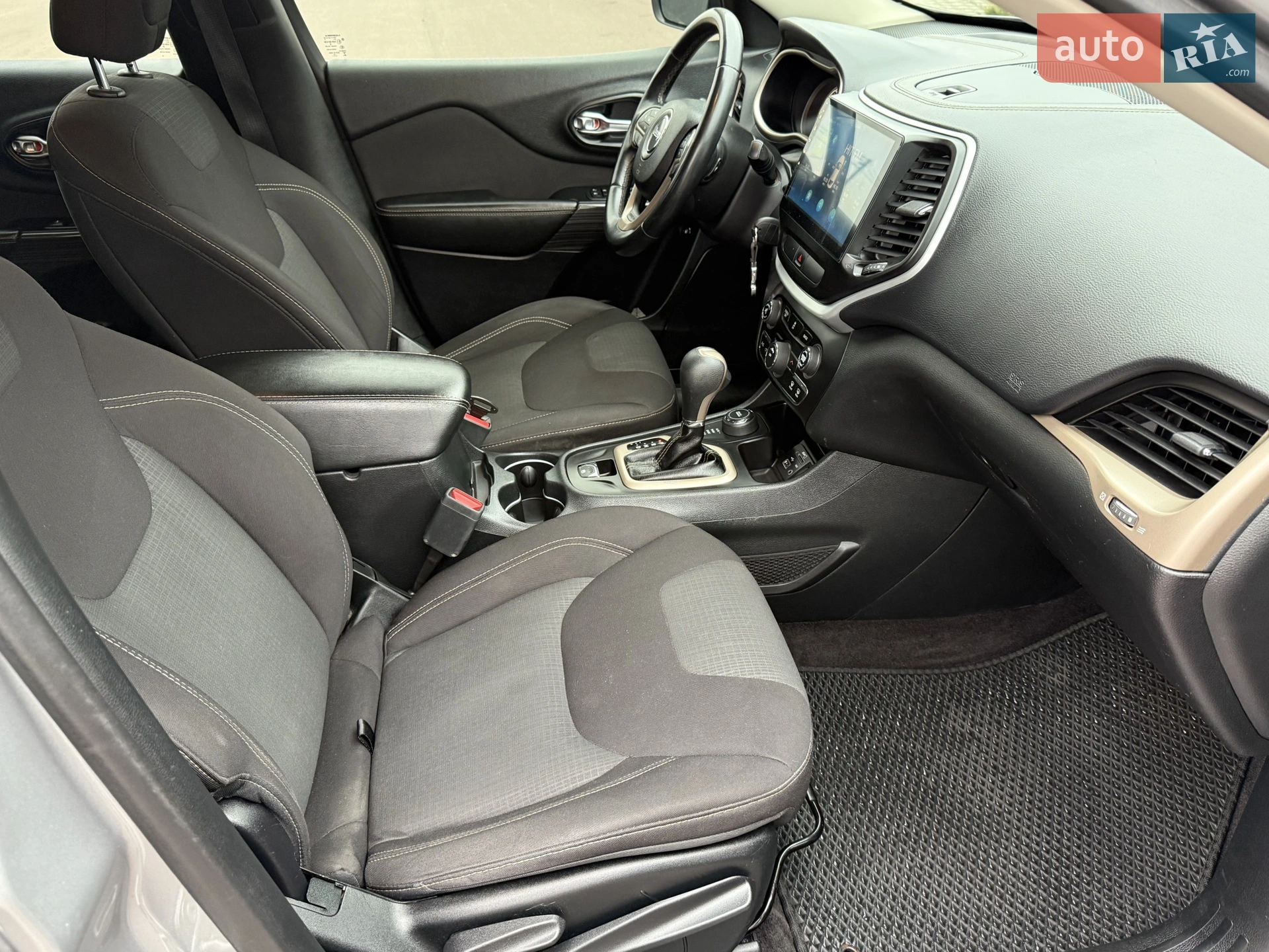 2016 Jeep Cherokee - мініатюра 48