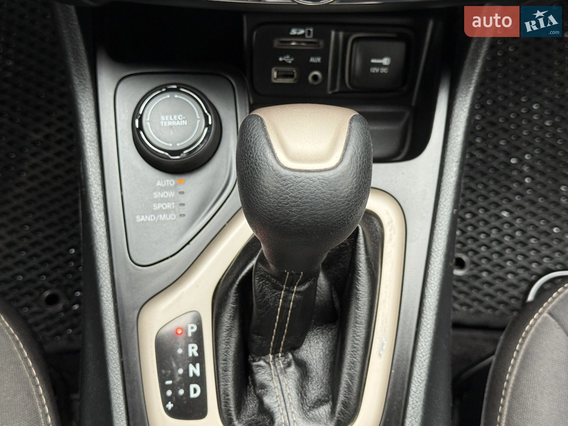 2016 Jeep Cherokee - мініатюра 60