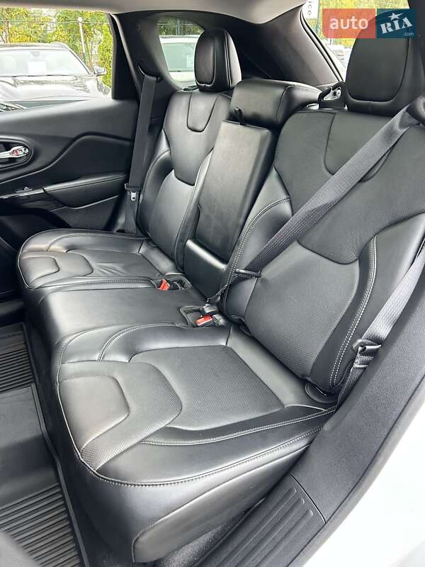 Позашляховик / Кросовер Jeep Cherokee 2021 в Сумах