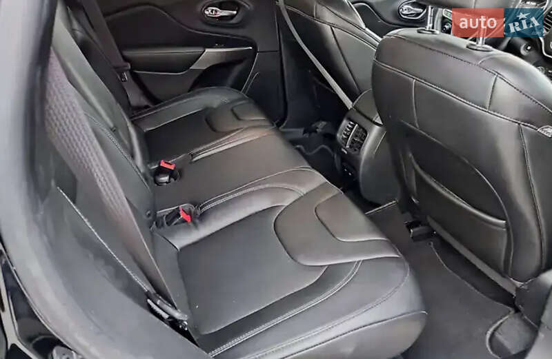 Позашляховик / Кросовер Jeep Cherokee 2019 в Хмельницькому