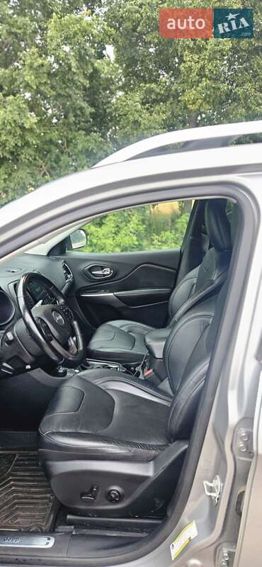 Внедорожник / Кроссовер Jeep Cherokee 2020 в Сумах фото 9 Внедорожник / Кроссовер Jeep Cherokee 2020 в Сумах