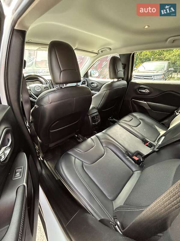 Внедорожник / Кроссовер Jeep Cherokee 2018 в Сумах фото 22 Внедорожник / Кроссовер Jeep Cherokee 2018 в Сумах