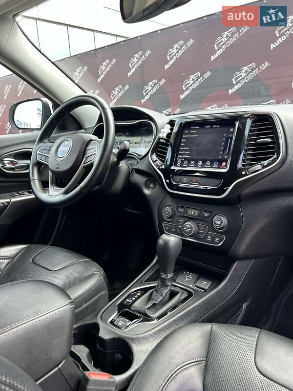 Внедорожник / Кроссовер Jeep Cherokee 2018 в Сумах фото 36 Внедорожник / Кроссовер Jeep Cherokee 2018 в Сумах