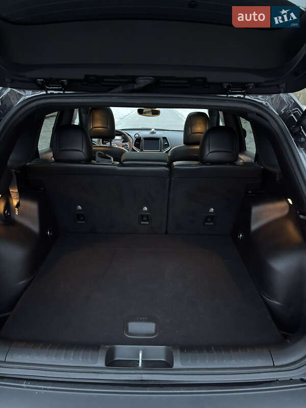 Внедорожник / Кроссовер Jeep Cherokee 2021 в Днепре фото 13 Внедорожник / Кроссовер Jeep Cherokee 2021 в Днепре