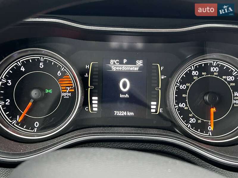 Внедорожник / Кроссовер Jeep Cherokee 2020 в Киеве