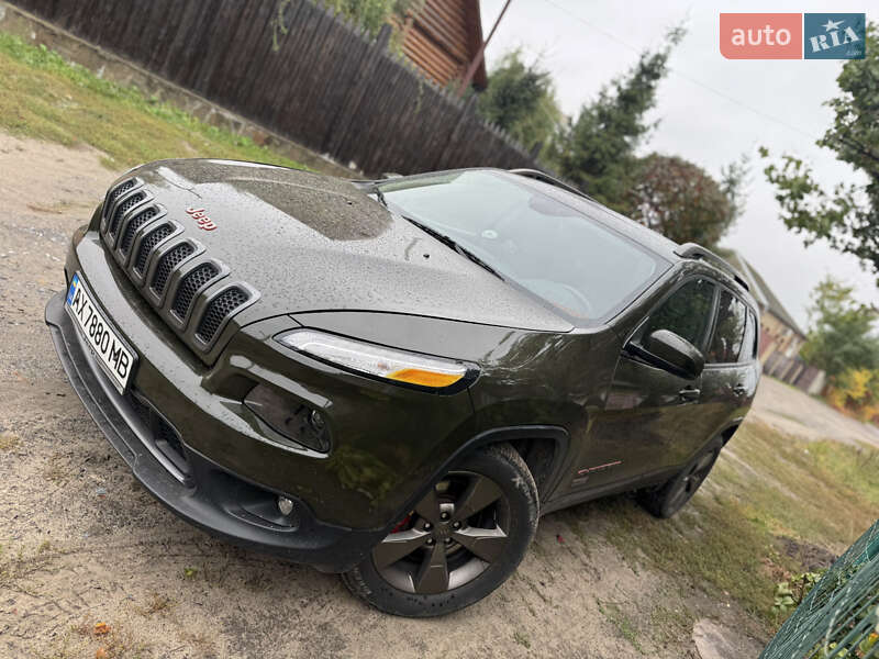 Jeep Cherokee 2016