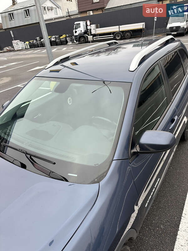 Внедорожник / Кроссовер Jeep Cherokee 2020 в Киеве