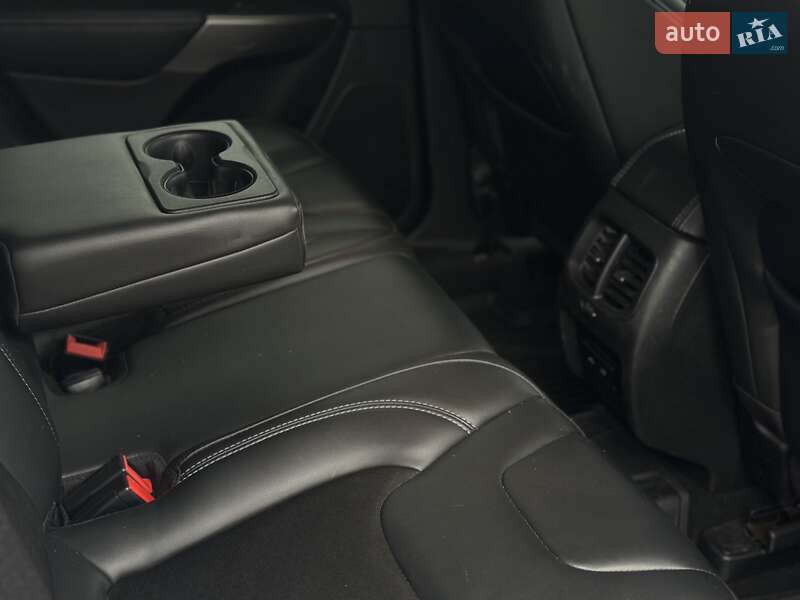 Позашляховик / Кросовер Jeep Cherokee 2020 в Києві