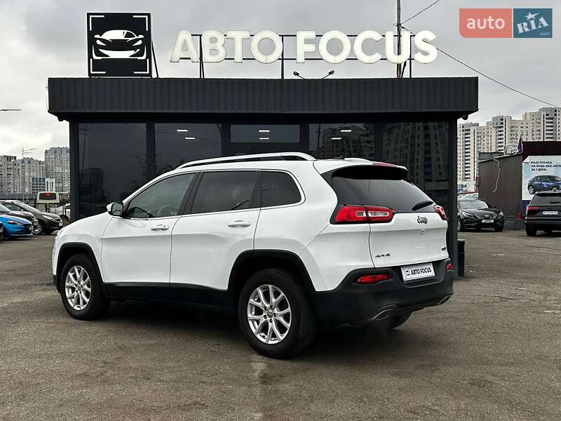 Позашляховик / Кросовер Jeep Cherokee 2015 в Києві