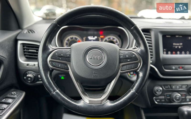 Позашляховик / Кросовер Jeep Cherokee 2019 в Львові