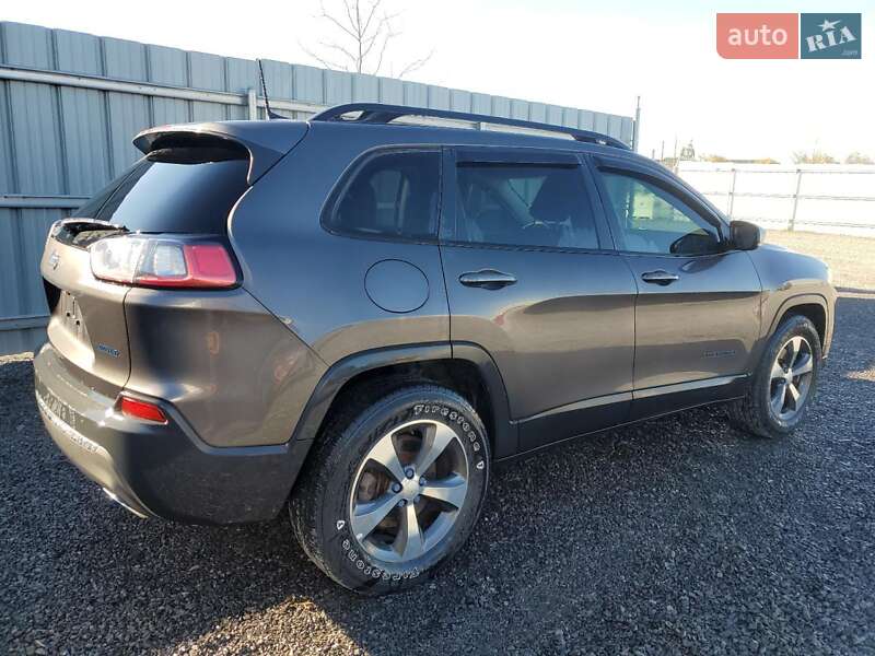 Внедорожник / Кроссовер Jeep Cherokee 2019 в Черкассах