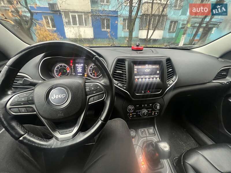 Позашляховик / Кросовер Jeep Cherokee 2018 в Дніпрі