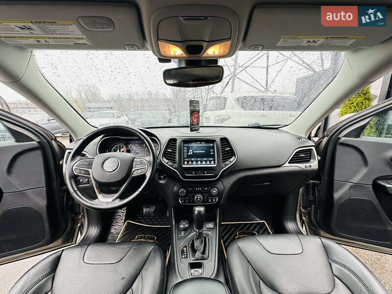 Позашляховик / Кросовер Jeep Cherokee 2020 в Харкові