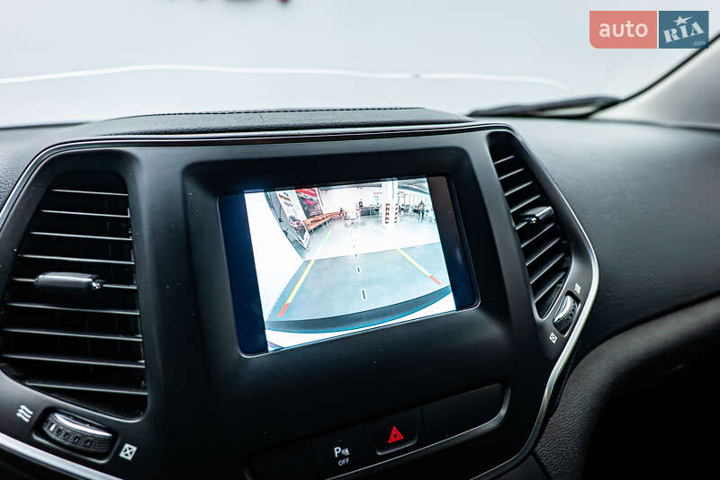 Внедорожник / Кроссовер Jeep Cherokee 2019 в Киеве фото 16 Внедорожник / Кроссовер Jeep Cherokee 2019 в Киеве
