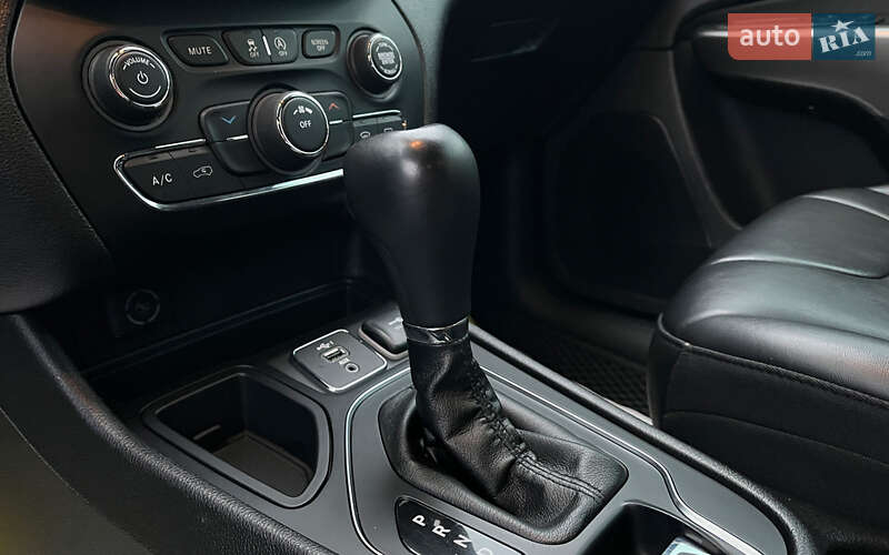 Позашляховик / Кросовер Jeep Cherokee 2019 в Коломиї