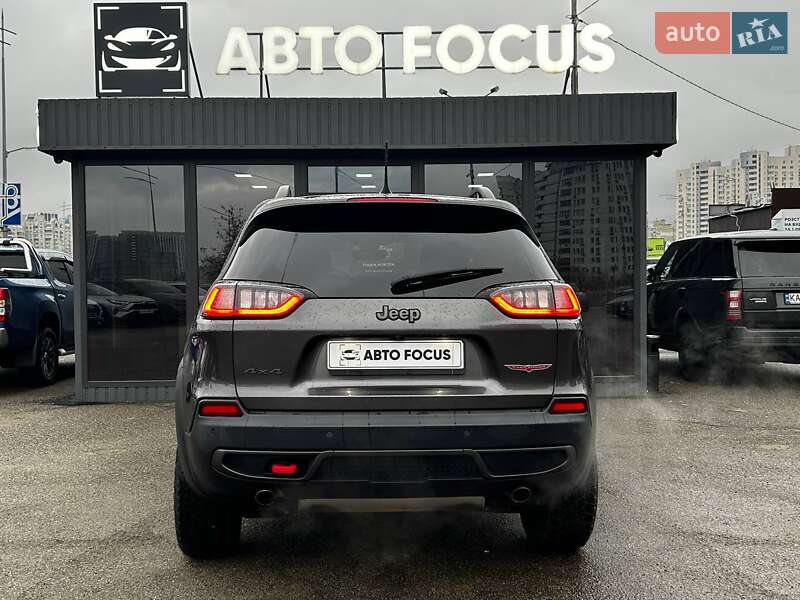 Внедорожник / Кроссовер Jeep Cherokee 2018 в Киеве