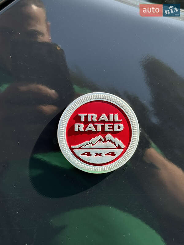 Внедорожник / Кроссовер Jeep Cherokee 2016 в Виннице