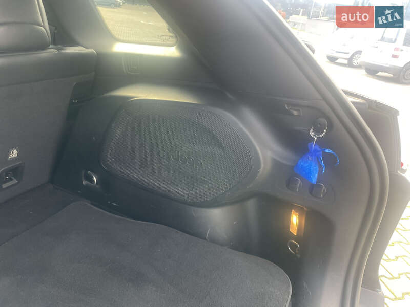 Внедорожник / Кроссовер Jeep Cherokee 2019 в Одессе фото 37 Внедорожник / Кроссовер Jeep Cherokee 2019 в Одессе