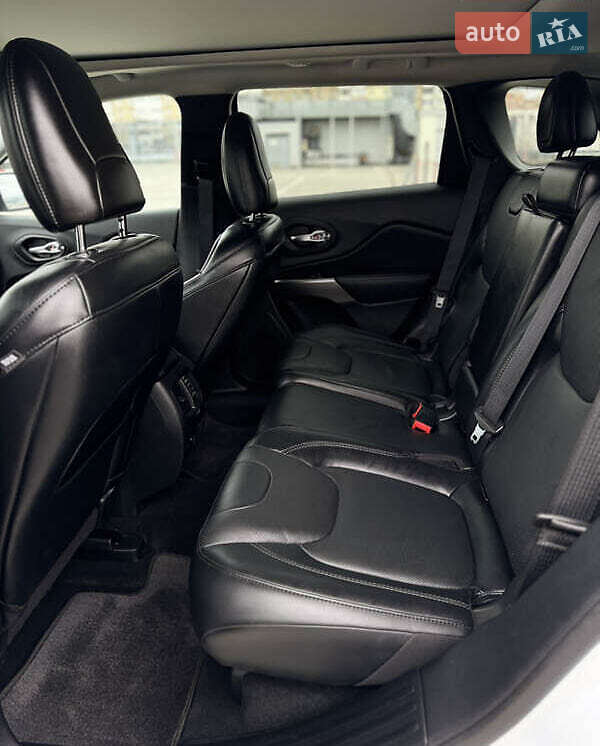 Позашляховик / Кросовер Jeep Cherokee 2021 в Києві фото 17 Позашляховик / Кросовер Jeep Cherokee 2021 в Києві