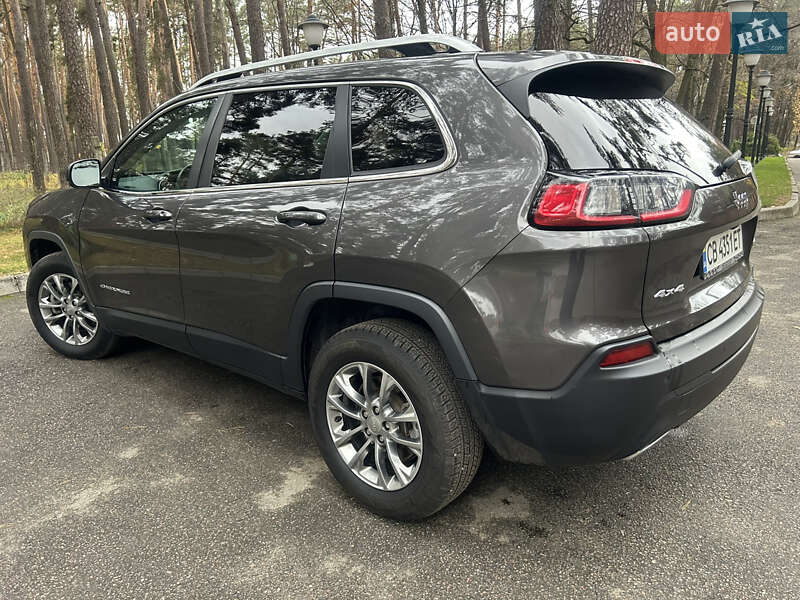 Позашляховик / Кросовер Jeep Cherokee 2020 в Чернігові