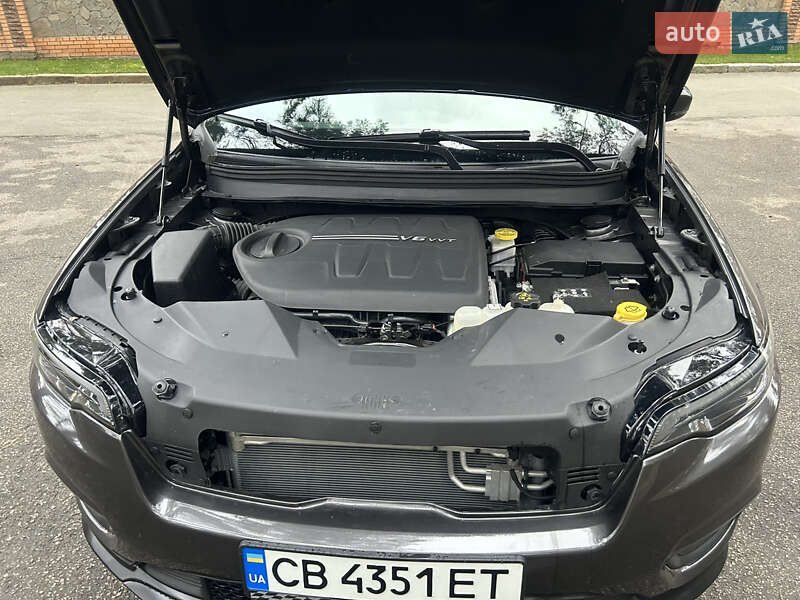 Позашляховик / Кросовер Jeep Cherokee 2020 в Чернігові