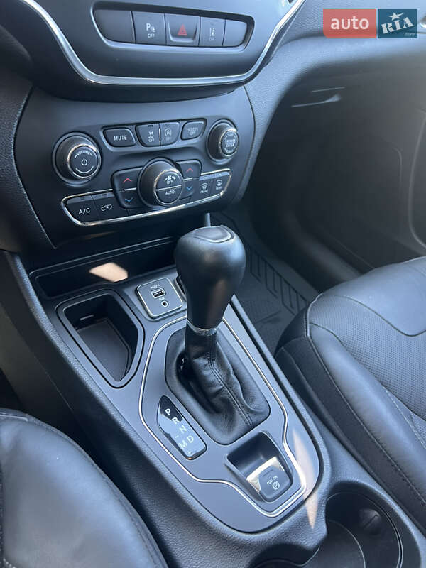 Внедорожник / Кроссовер Jeep Cherokee 2021 в Одессе фото 19 Внедорожник / Кроссовер Jeep Cherokee 2021 в Одессе