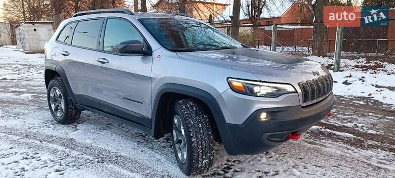 Внедорожник / Кроссовер Jeep Cherokee 2018 в Львове