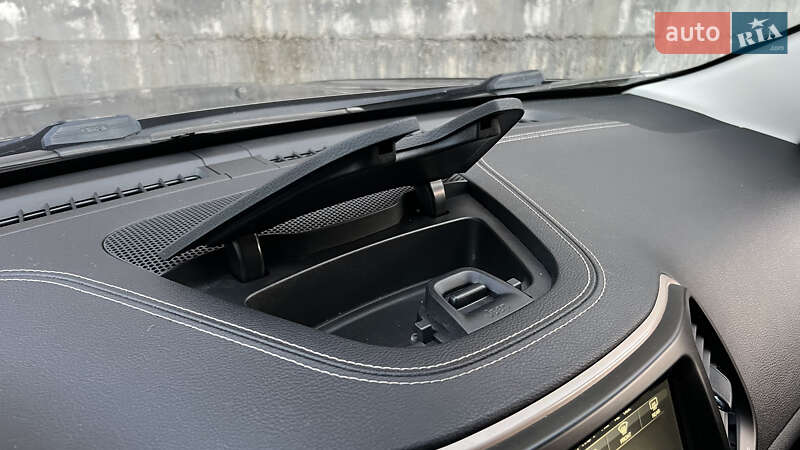 Внедорожник / Кроссовер Jeep Cherokee 2014 в Киеве