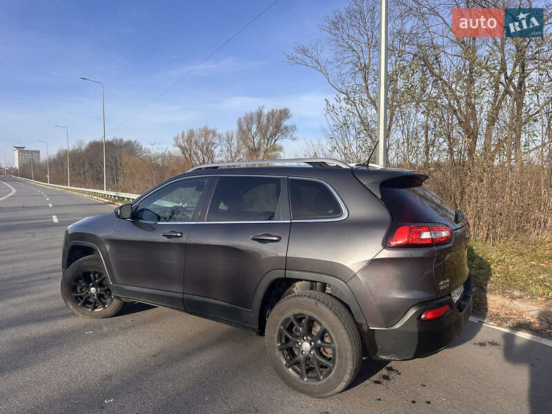 Позашляховик / Кросовер Jeep Cherokee 2014 в Хмельницькому