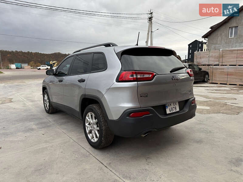 Внедорожник / Кроссовер Jeep Cherokee 2017 в Теребовле фото 5 Внедорожник / Кроссовер Jeep Cherokee 2017 в Теребовле