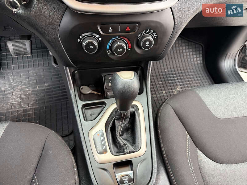 Внедорожник / Кроссовер Jeep Cherokee 2017 в Теребовле фото 22 Внедорожник / Кроссовер Jeep Cherokee 2017 в Теребовле