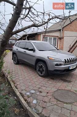 Внедорожник / Кроссовер Jeep Cherokee 2014 в Миргороде