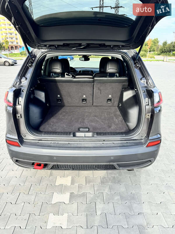 Внедорожник / Кроссовер Jeep Cherokee 2021 в Киеве фото 27 Внедорожник / Кроссовер Jeep Cherokee 2021 в Киеве