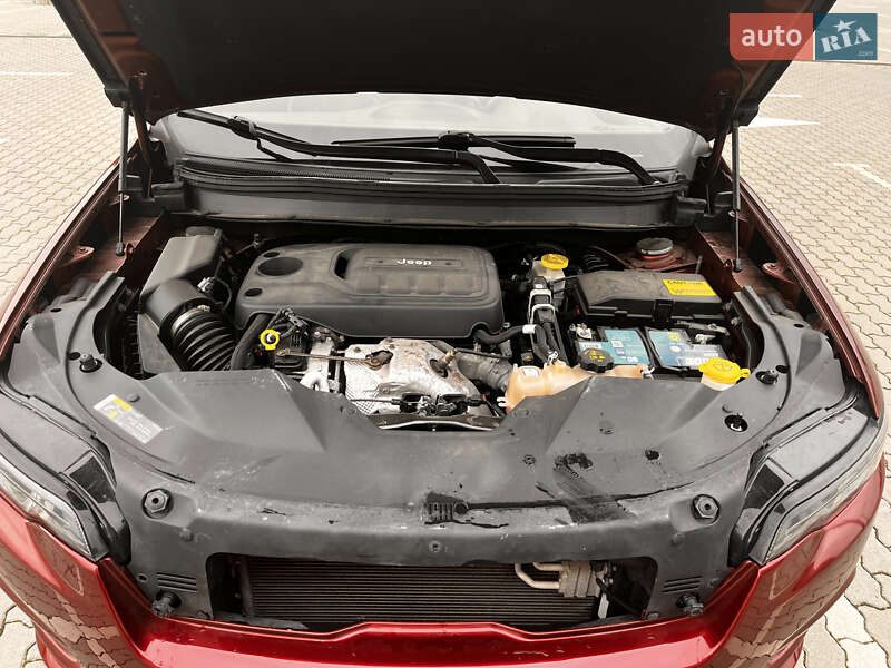 Внедорожник / Кроссовер Jeep Cherokee 2018 в Львове фото 10 Внедорожник / Кроссовер Jeep Cherokee 2018 в Львове