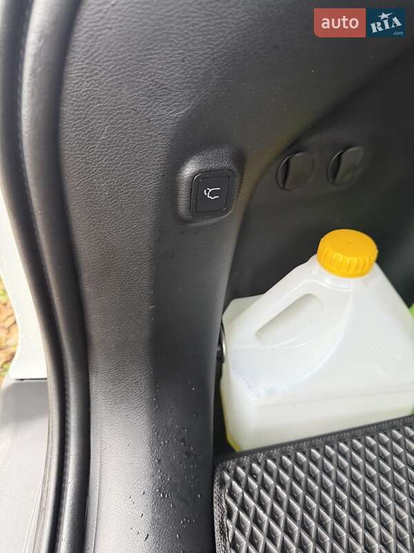 Позашляховик / Кросовер Jeep Cherokee 2020 в Чернігові фото 37 Позашляховик / Кросовер Jeep Cherokee 2020 в Чернігові