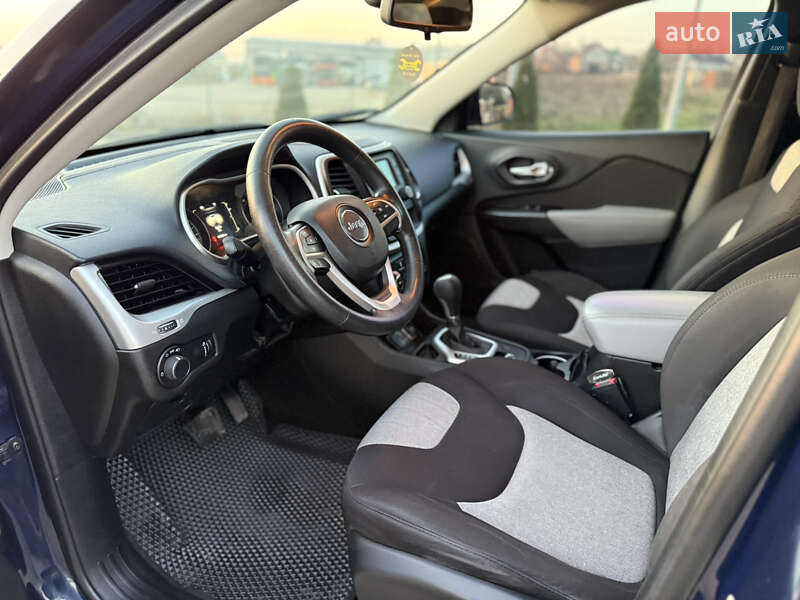 Внедорожник / Кроссовер Jeep Cherokee 2014 в Хмельницком фото 26 Внедорожник / Кроссовер Jeep Cherokee 2014 в Хмельницком