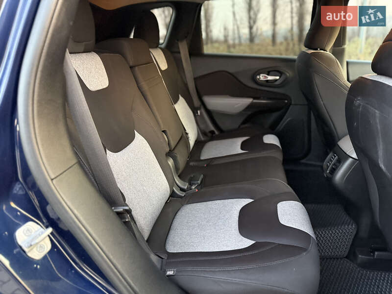 Внедорожник / Кроссовер Jeep Cherokee 2014 в Хмельницком фото 33 Внедорожник / Кроссовер Jeep Cherokee 2014 в Хмельницком