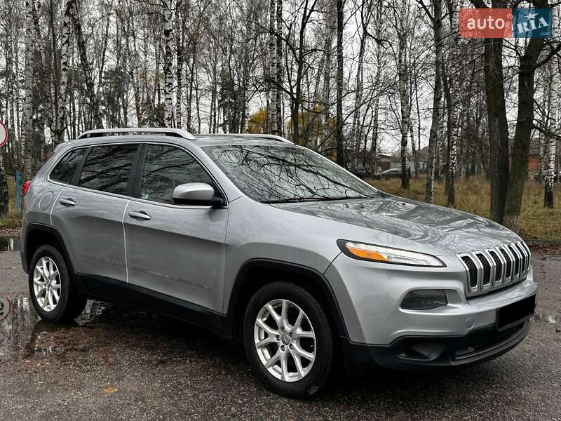 Позашляховик / Кросовер Jeep Cherokee 2015 в Охтирці