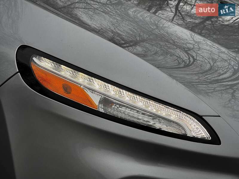 Позашляховик / Кросовер Jeep Cherokee 2015 в Охтирці