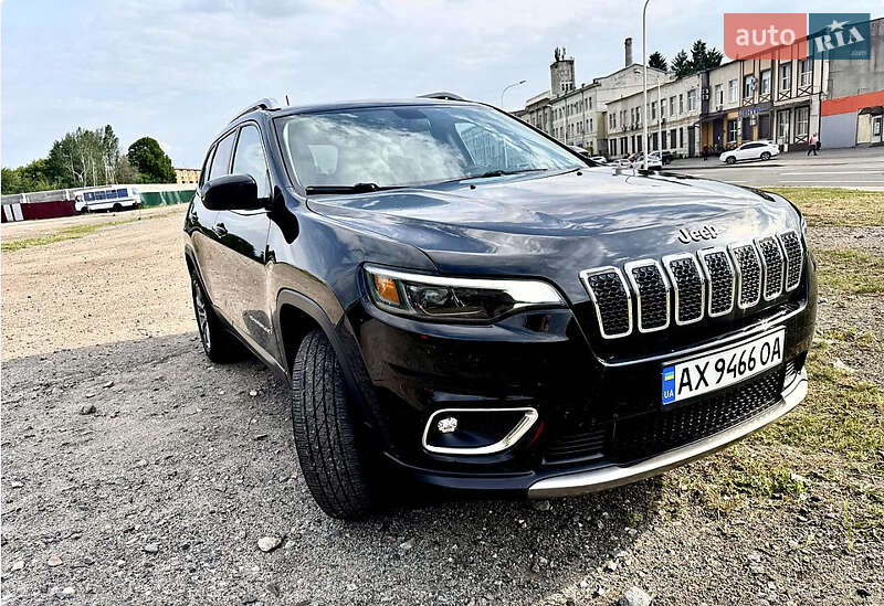 Внедорожник / Кроссовер Jeep Cherokee 2018 в Броварах