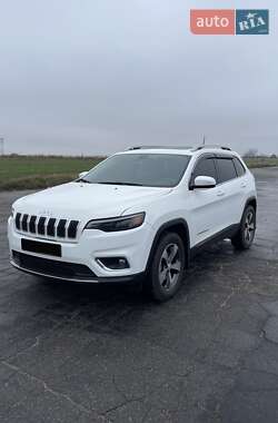 Внедорожник / Кроссовер Jeep Cherokee 2018 в Баре