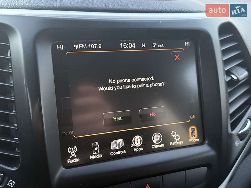 Внедорожник / Кроссовер Jeep Cherokee 2014 в Киеве