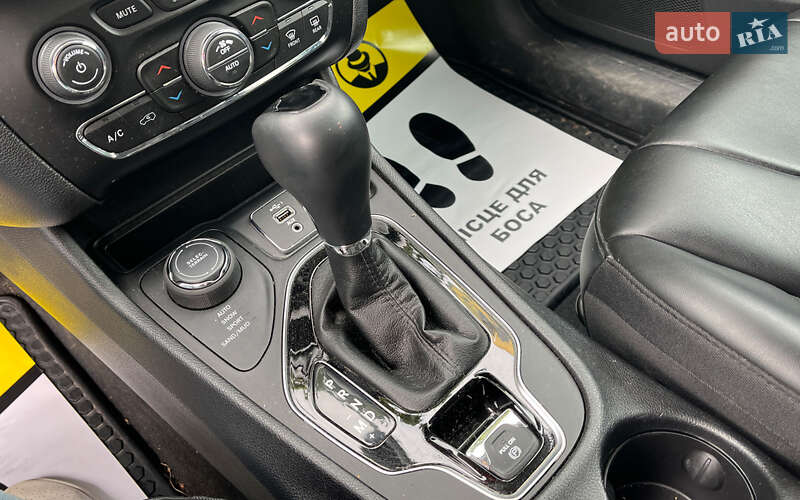 Внедорожник / Кроссовер Jeep Cherokee 2020 в Коломые фото 14 Внедорожник / Кроссовер Jeep Cherokee 2020 в Коломые